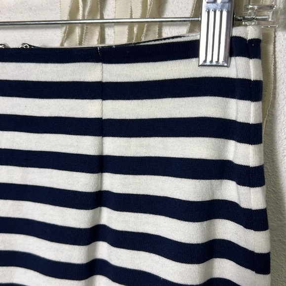 J. Crew Nautical Navy and White Stripe Pencil Skirt Size 0 - Picture 3 of 13